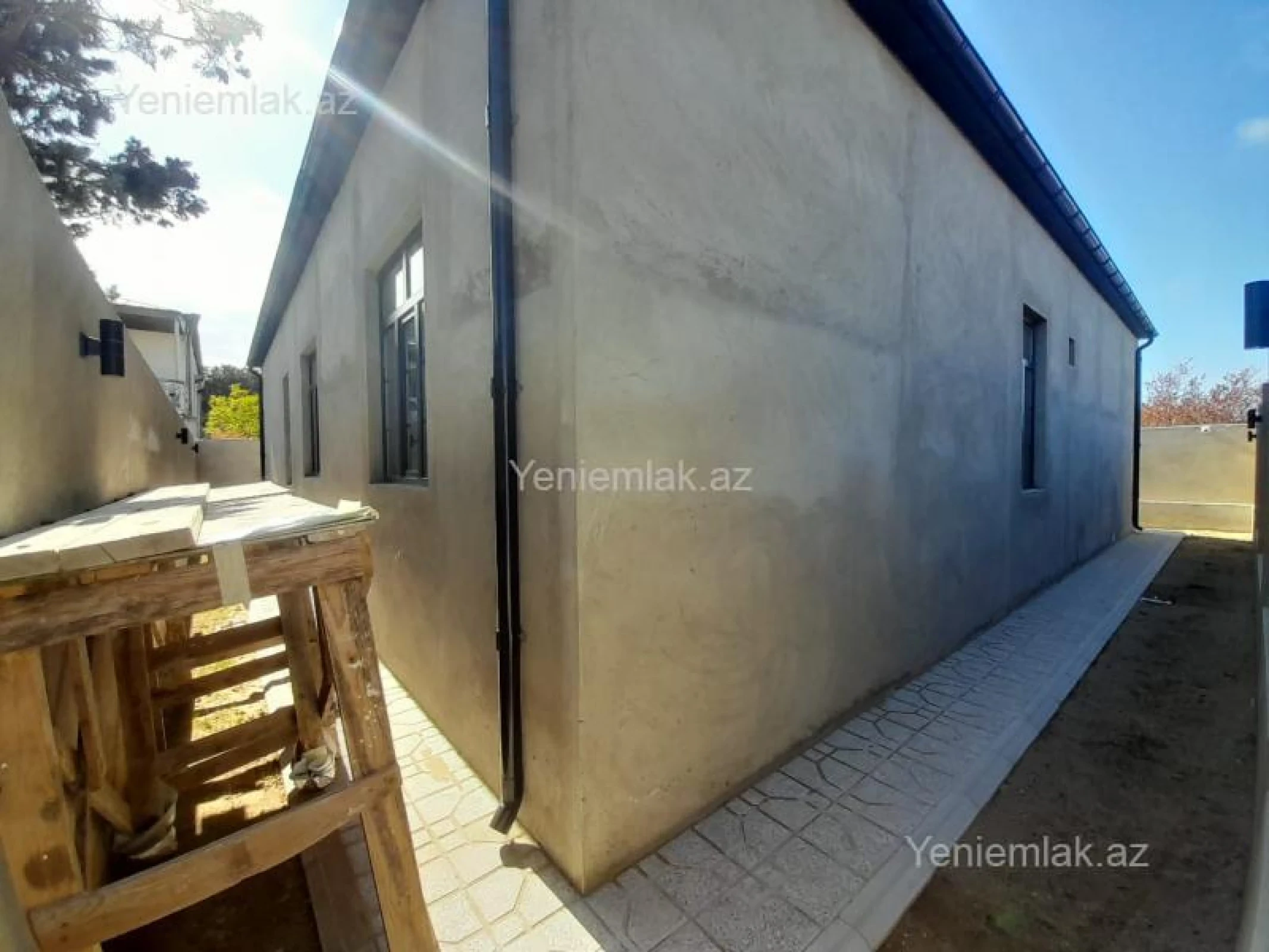 Satılır 5 otaqlı həyət evi 230 m²