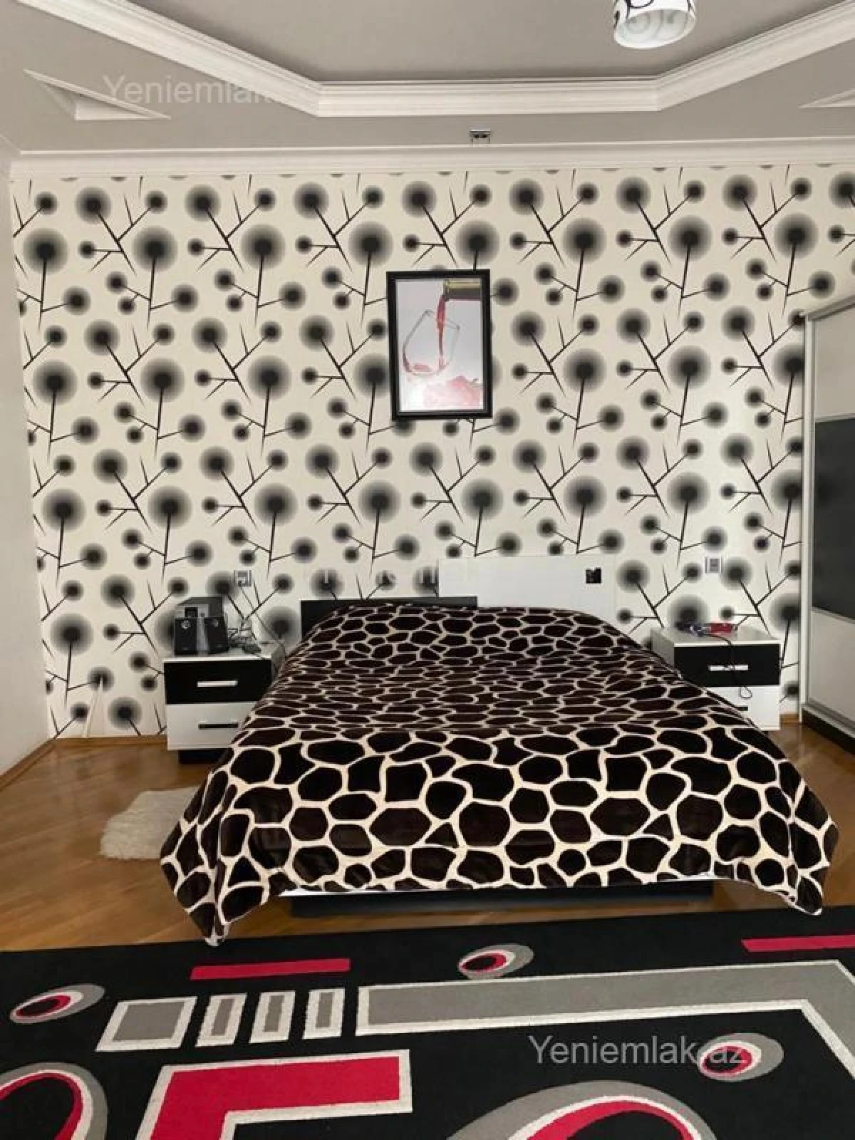 Satılır 6 otaqlı həyət evi 500 m²