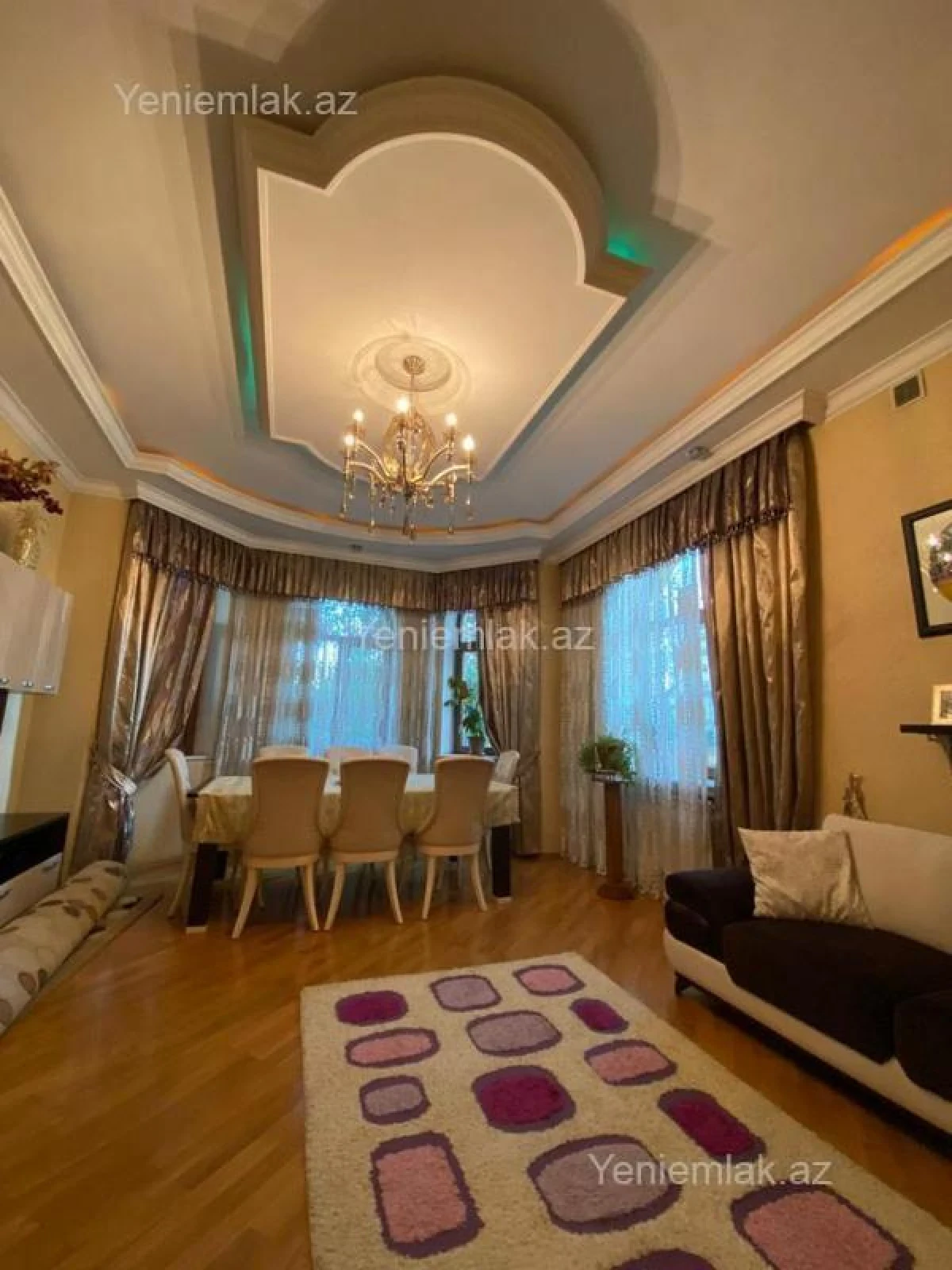 Satılır 6 otaqlı həyət evi 500 m²