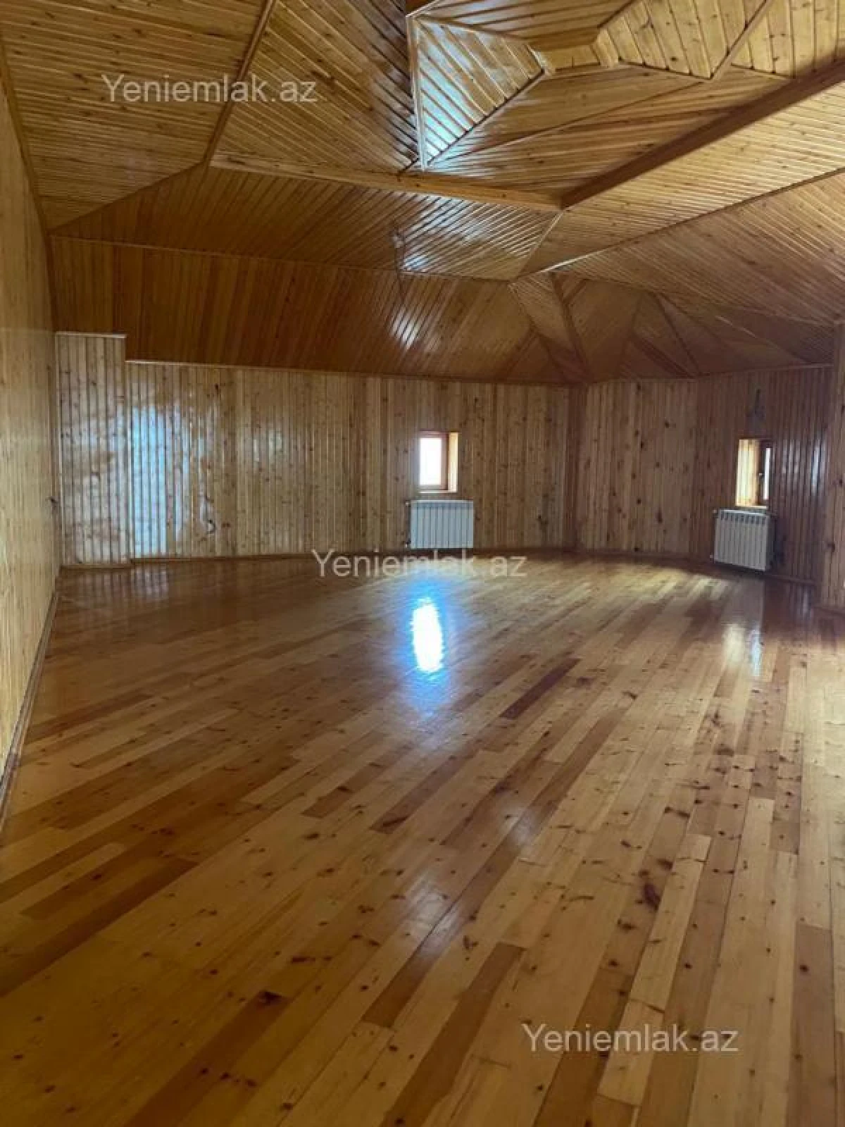 Satılır 6 otaqlı həyət evi 500 m²