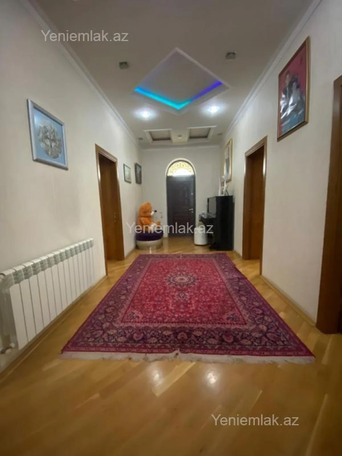 Satılır 6 otaqlı həyət evi 500 m²