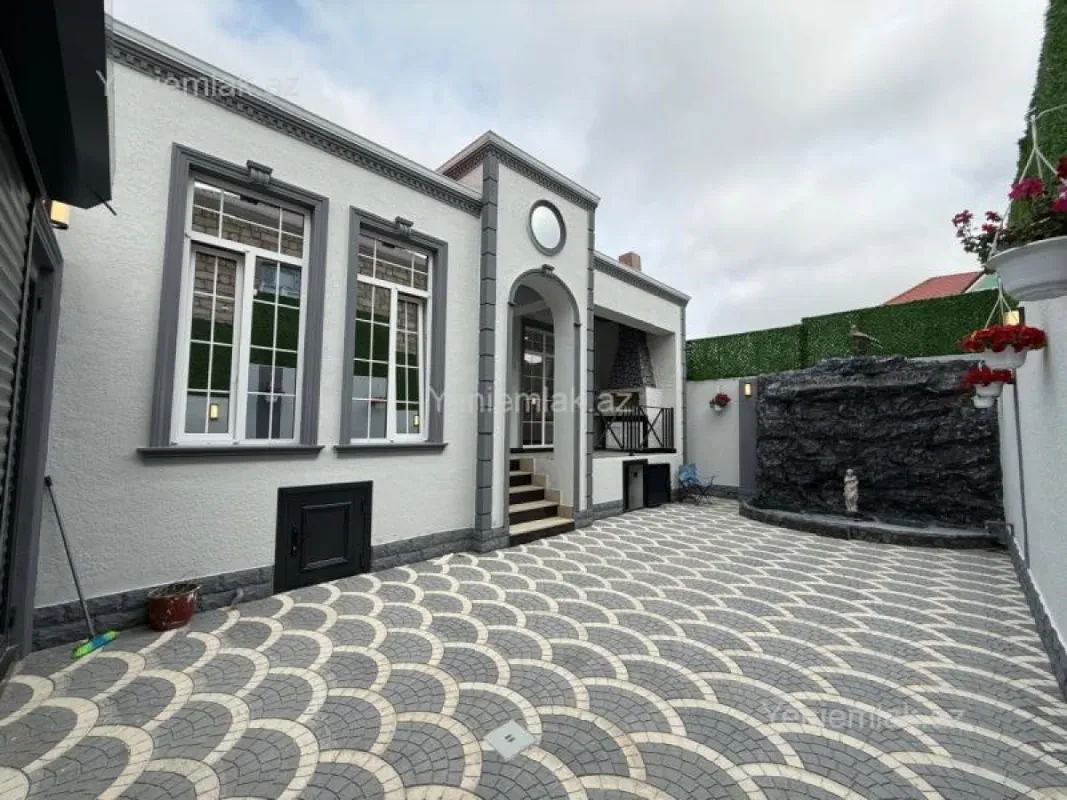Satılır 4 otaqlı həyət evi 130 m²