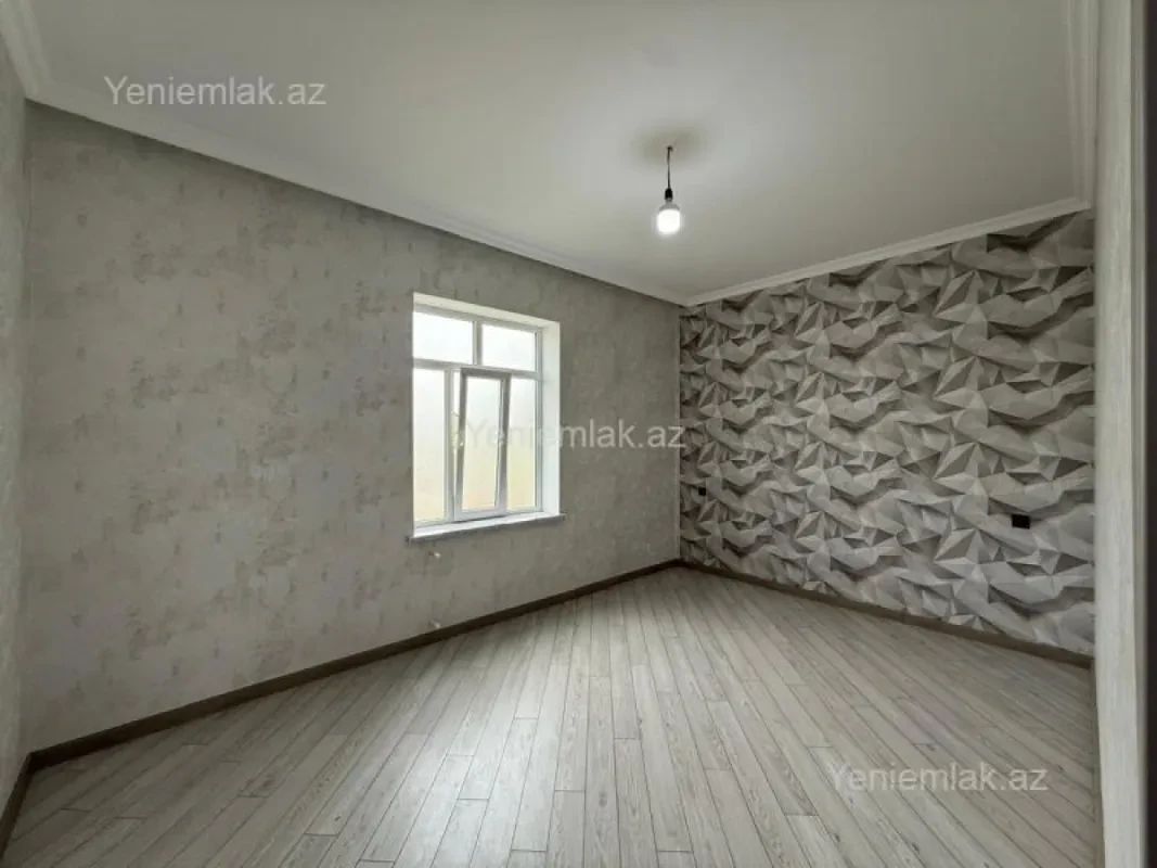 Satılır 4 otaqlı həyət evi 130 m²