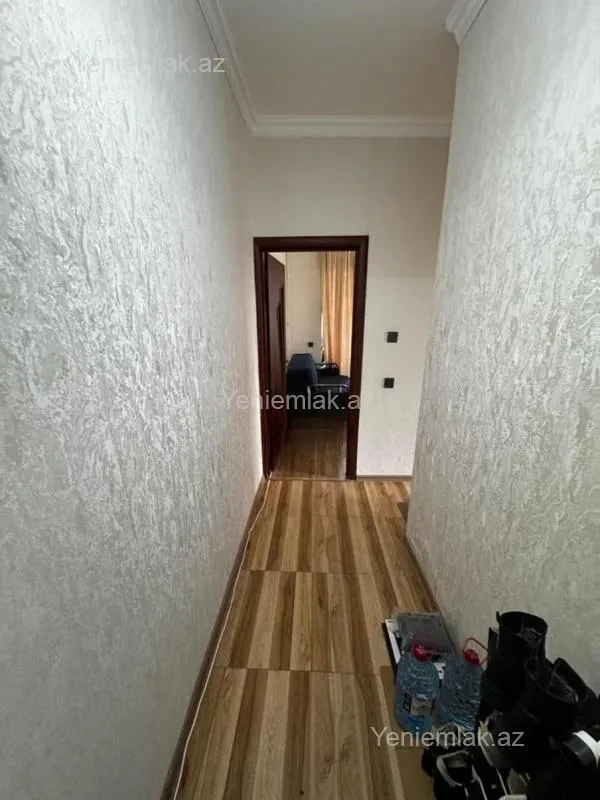 Satılır 2 otaqlı köhnə tikili 40 m²