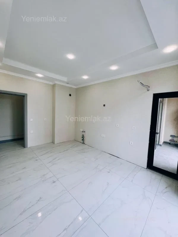 Satılır 2 otaqlı yeni tikili 68.5 m²