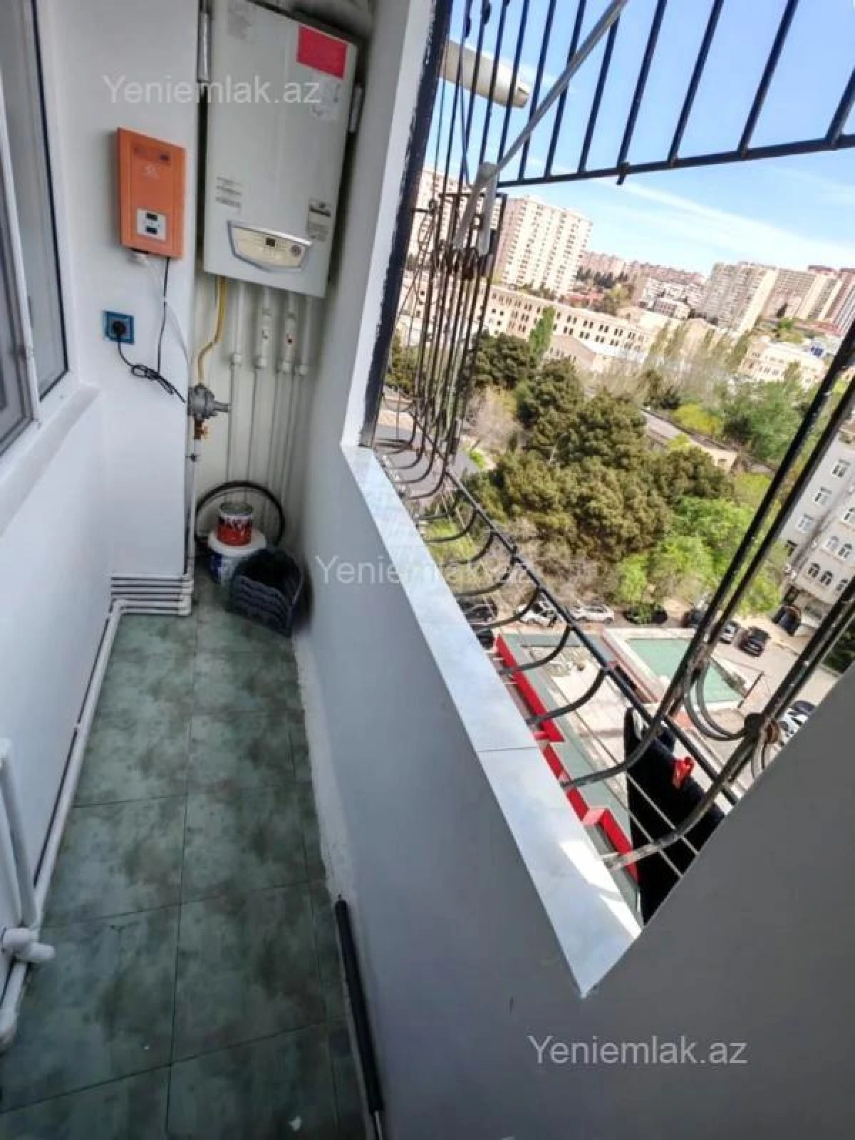 Satılır 2 otaqlı köhnə tikili 55 m²