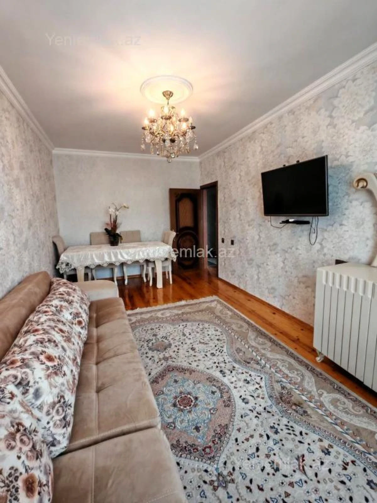 Satılır 2 otaqlı köhnə tikili 55 m²