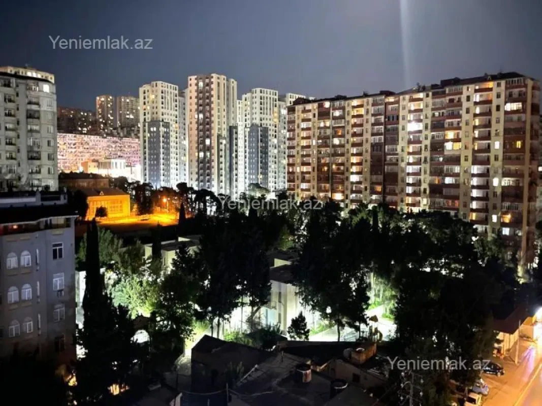 Satılır 2 otaqlı köhnə tikili 55 m²