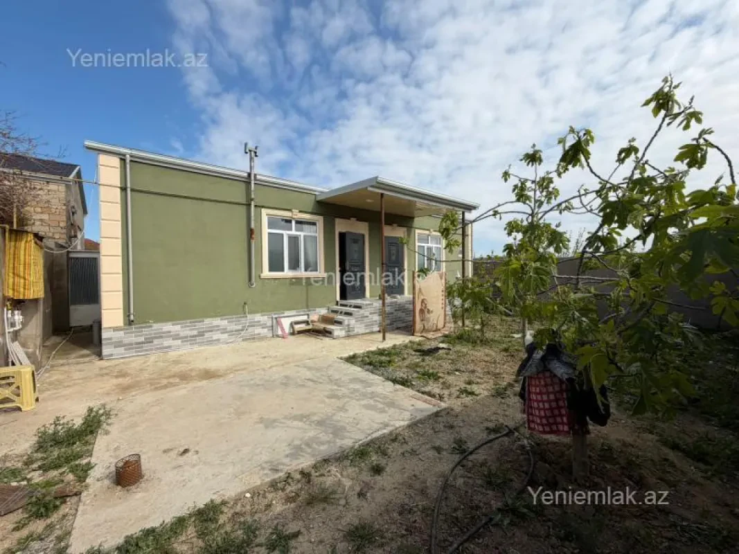 Satılır 4 otaqlı həyət evi 110 m²
