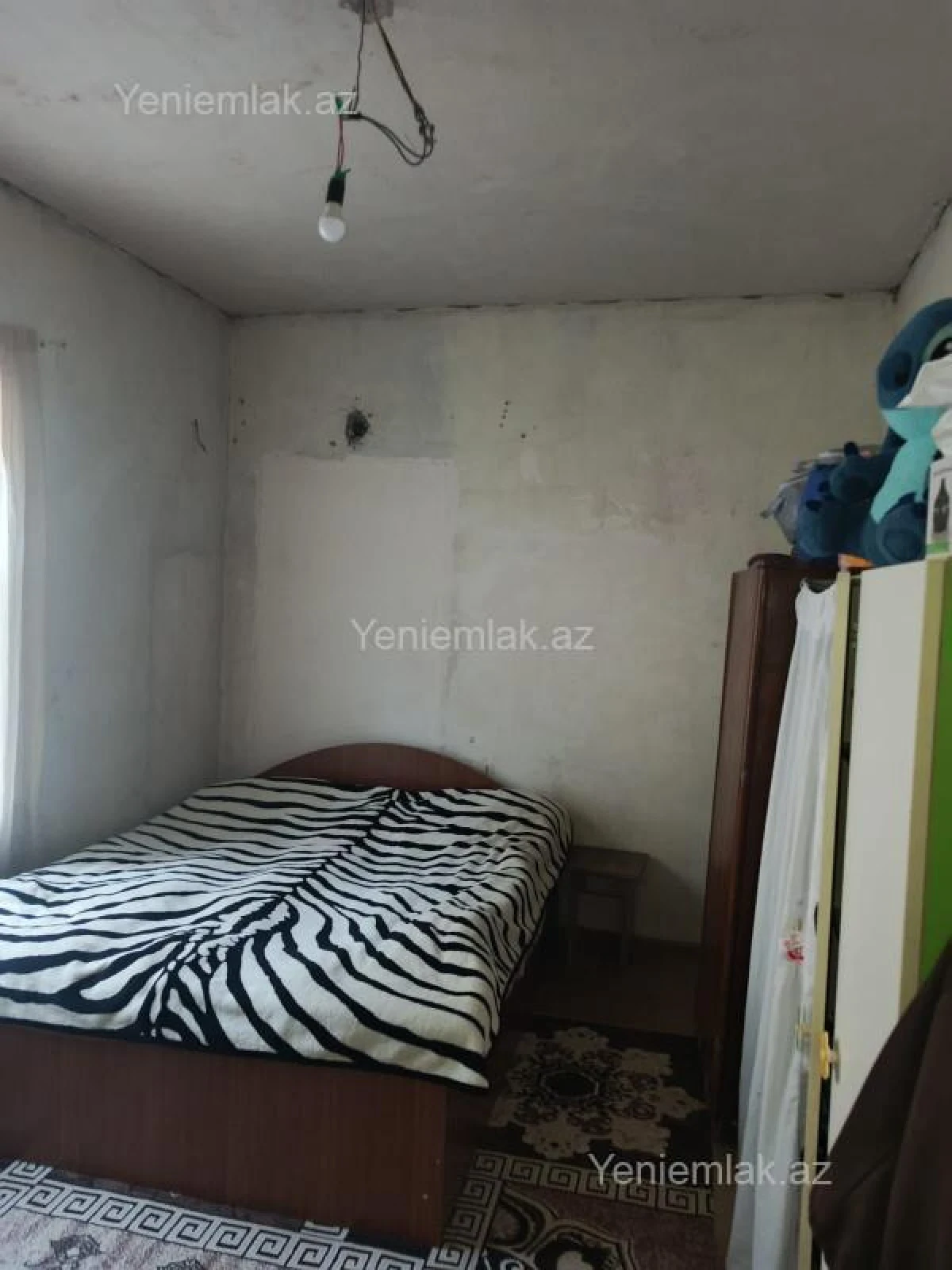 Satılır 6 otaqlı həyət evi 200 m²