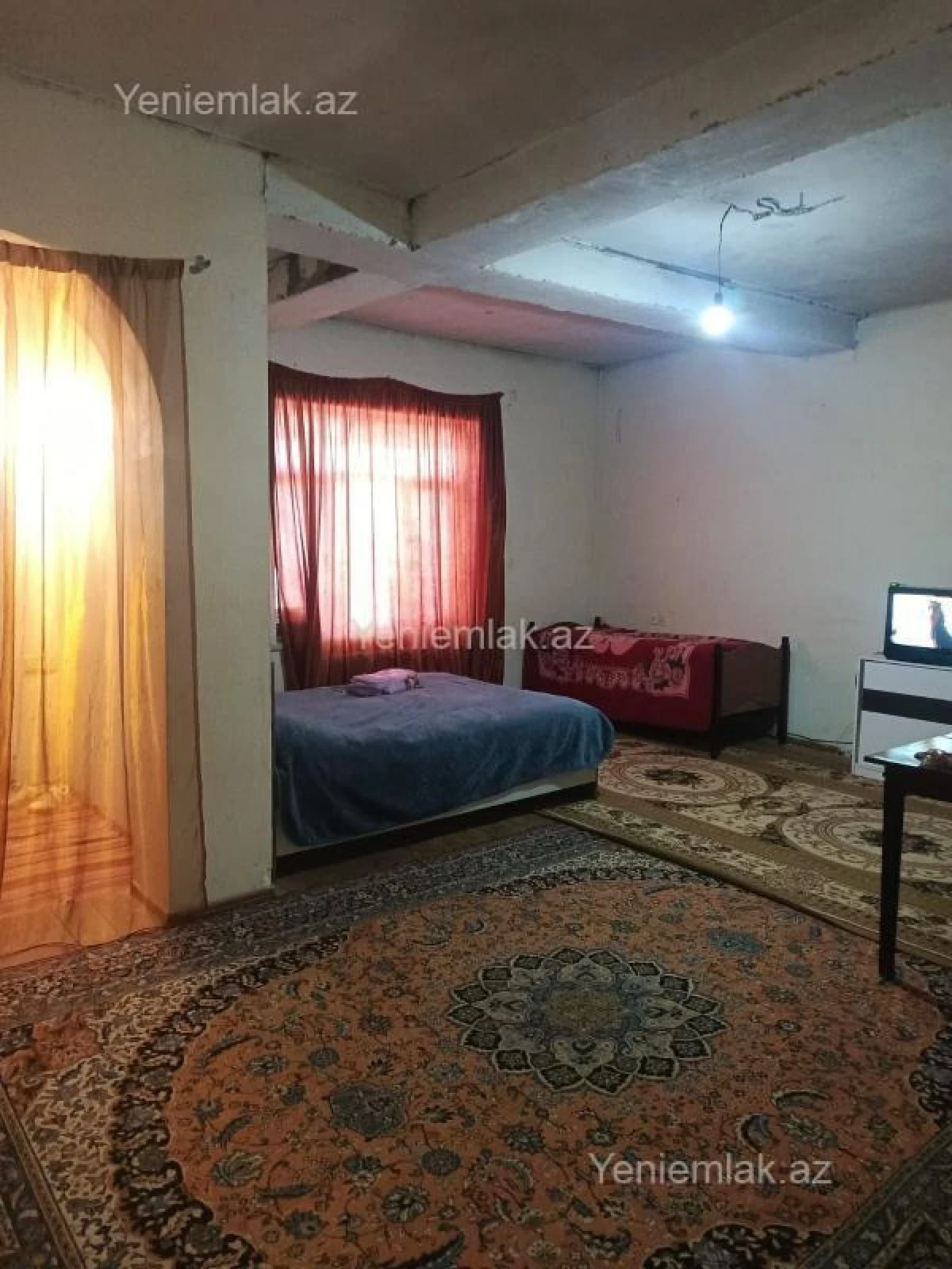 Satılır 6 otaqlı həyət evi 200 m²