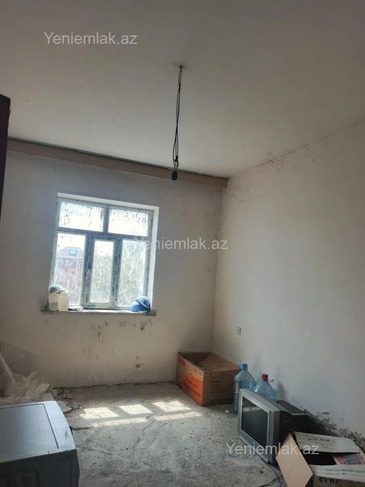 Satılır 6 otaqlı həyət evi 200 m²