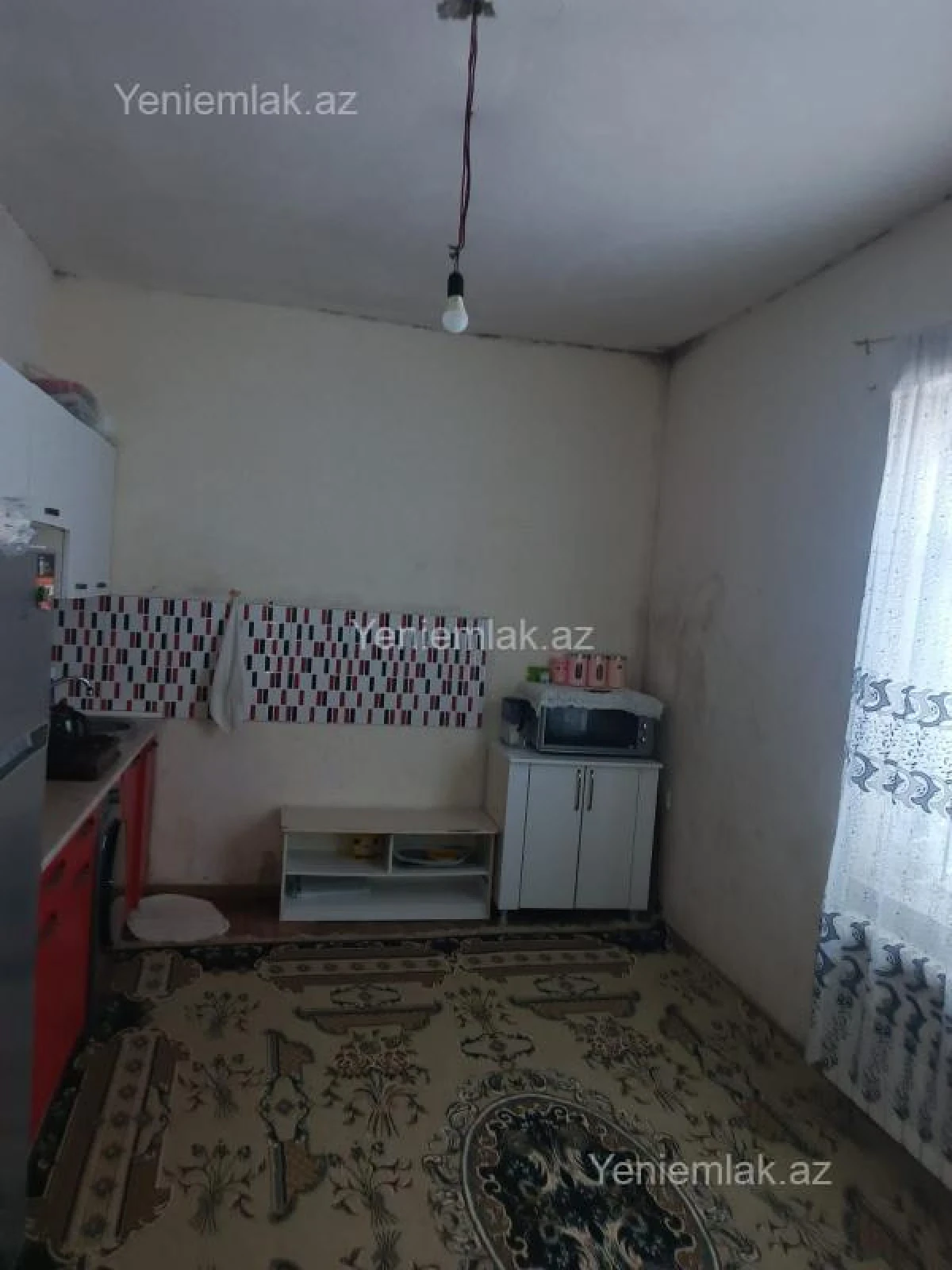 Satılır 6 otaqlı həyət evi 200 m²