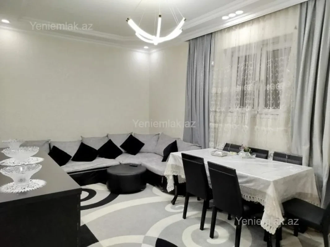 Satılır 3 otaqlı həyət evi 190 m²