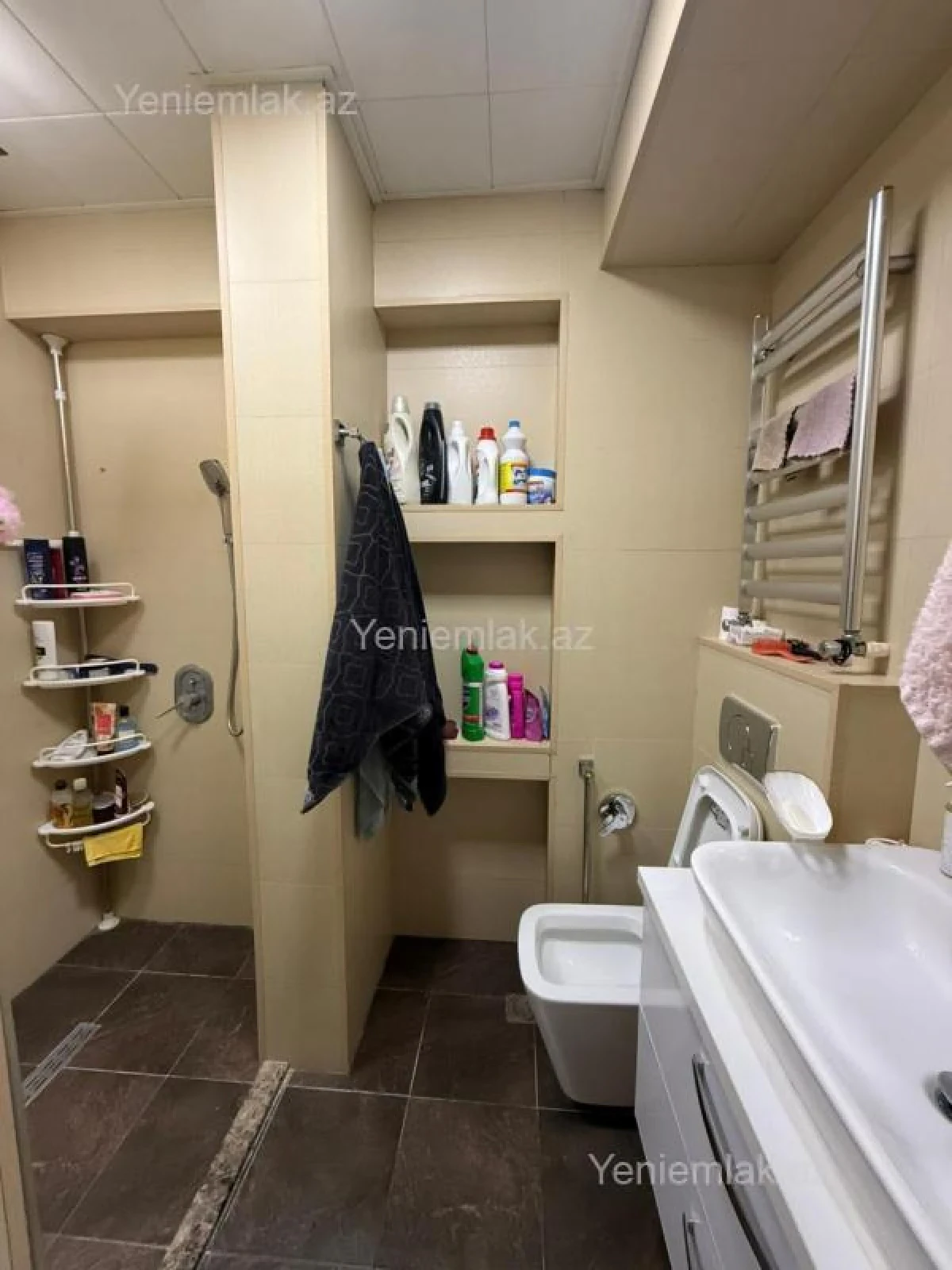 Satılır 2 otaqlı köhnə tikili 50 m²