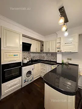 Satılır 2 otaqlı köhnə tikili 50 m²