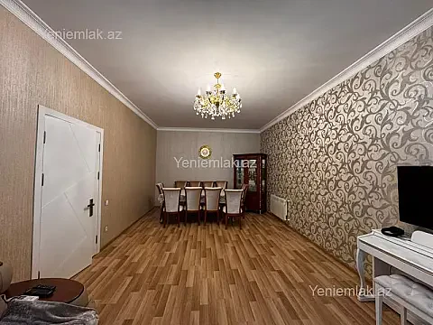 Satılır 9 otaqlı həyət evi 550 m²