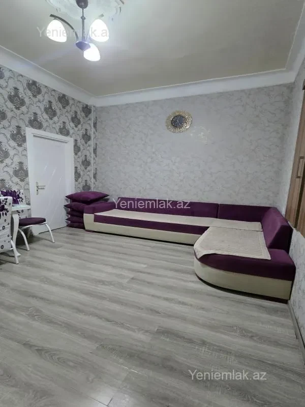 Satılır 2 otaqlı köhnə tikili 41 m²