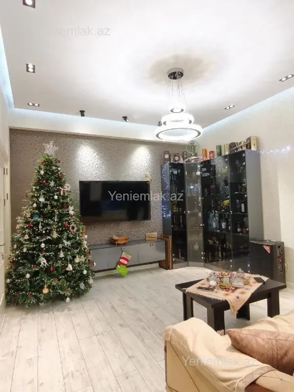 Satılır 3 otaqlı yeni tikili 100 m²
