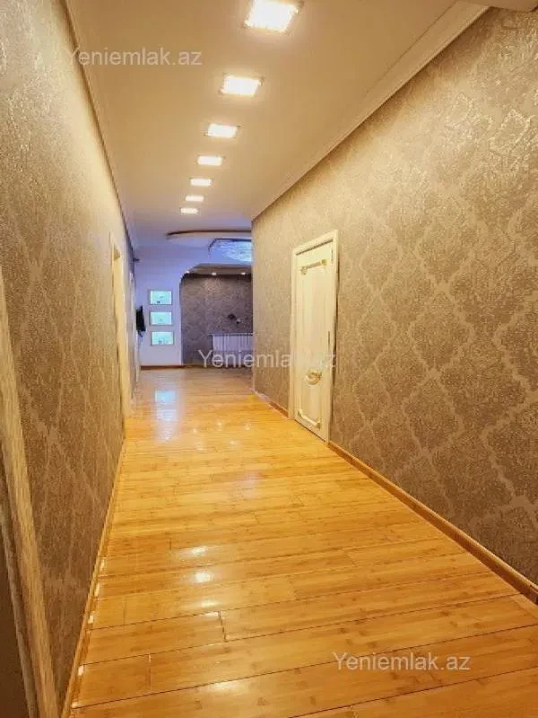 Satılır 3 otaqlı yeni tikili 134 m²