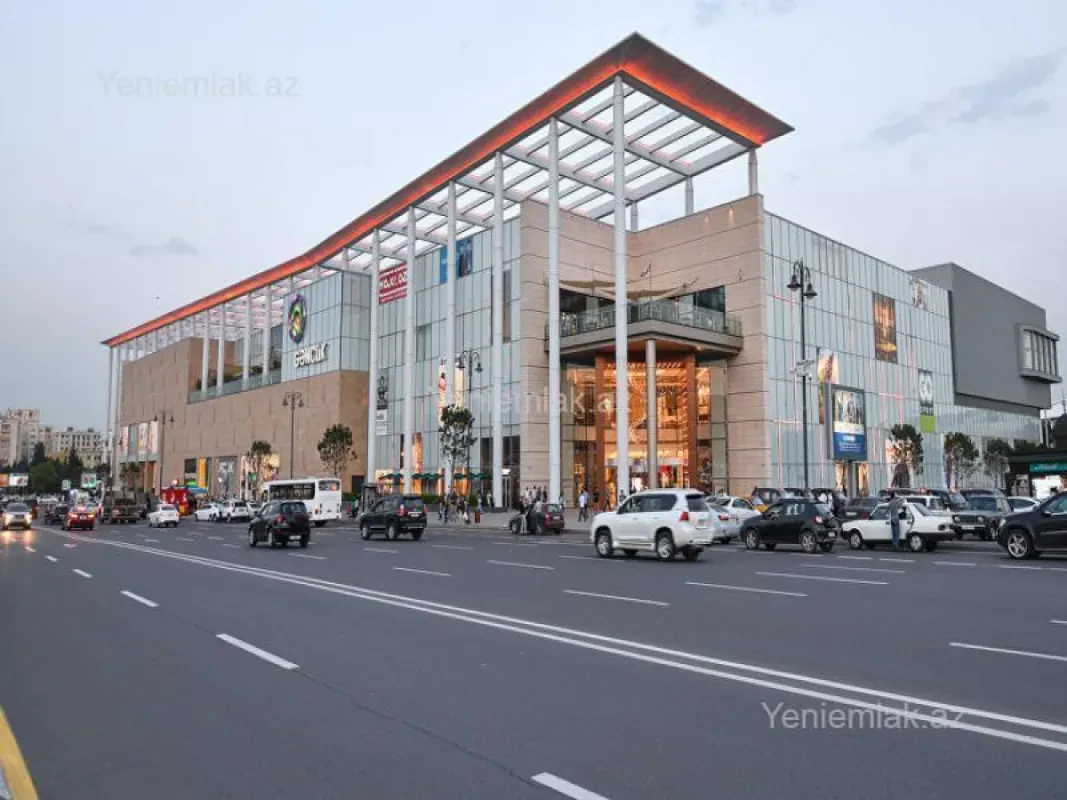 Satılır 3 otaqlı köhnə tikili 95 m²