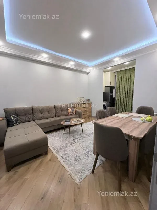 Satılır 2 otaqlı yeni tikili 64 m²