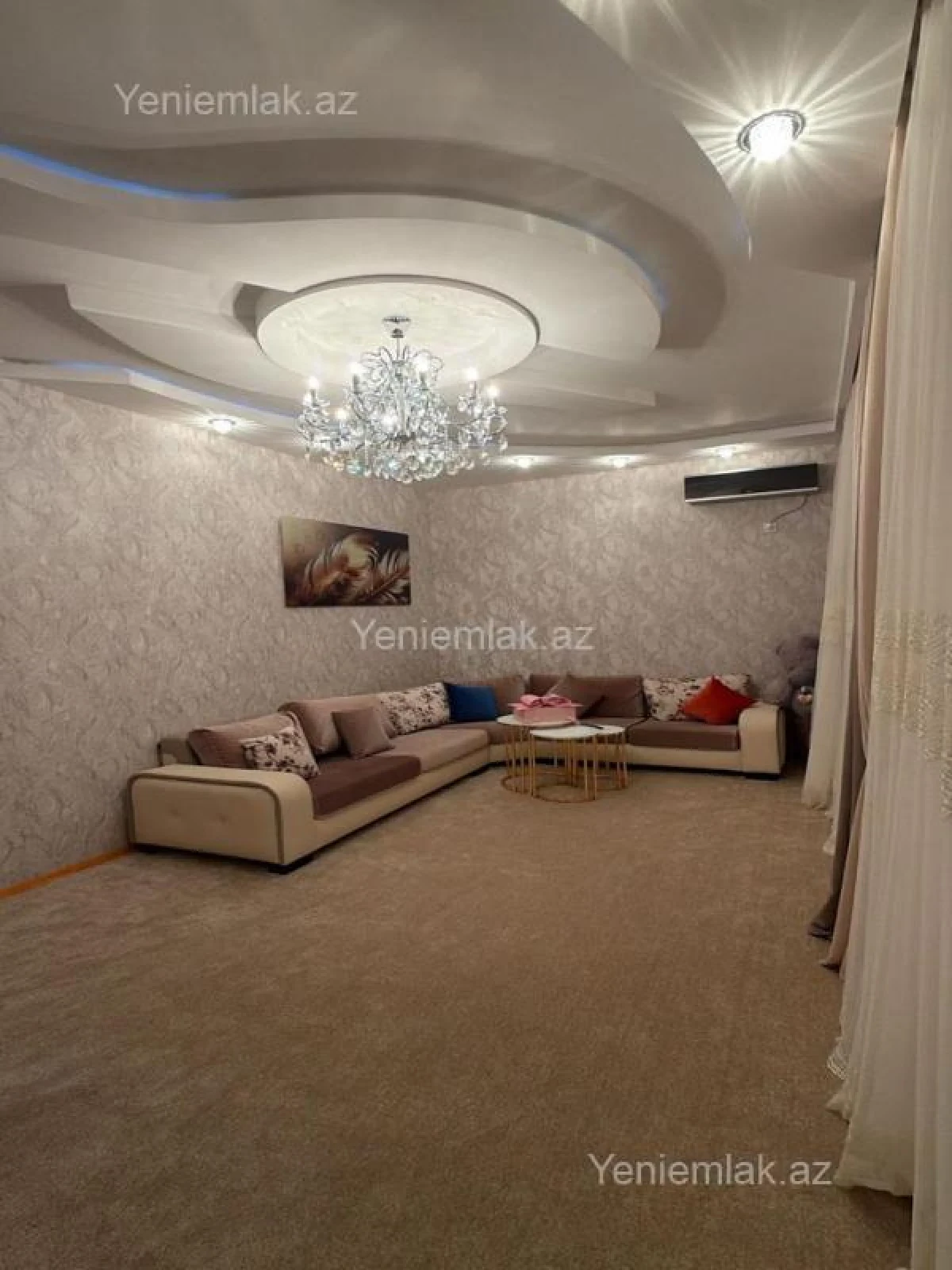 Satılır 4 otaqlı həyət evi 200 m²