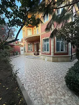 Satılır 4 otaqlı həyət evi 200 m² — Bakı, Xətai 4 otaq 200.00 m²