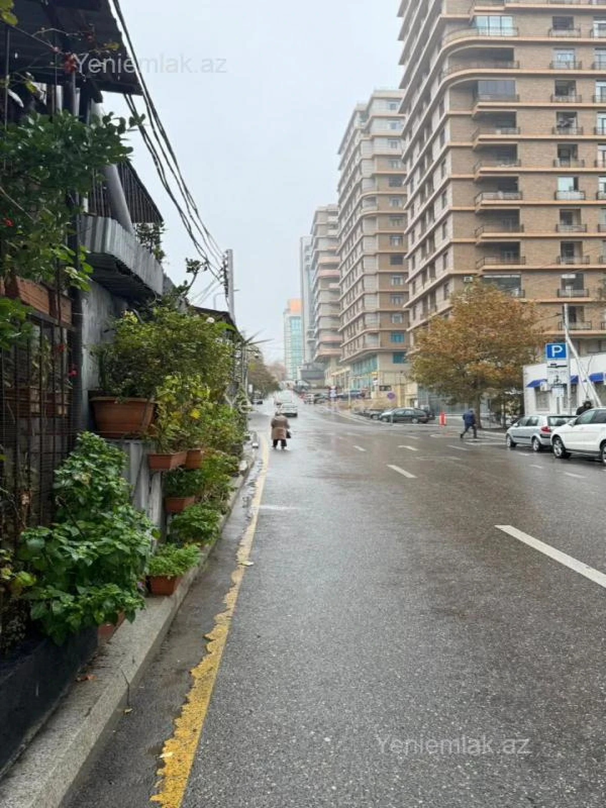 Satılır 3 otaqlı yeni tikili 130 m²