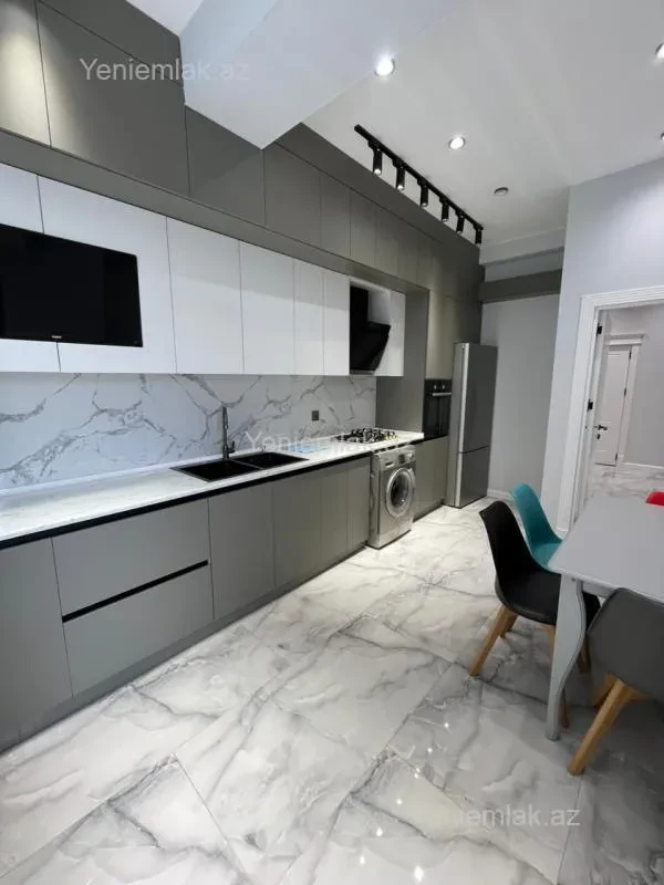 Satılır 2 otaqlı yeni tikili 70 m²