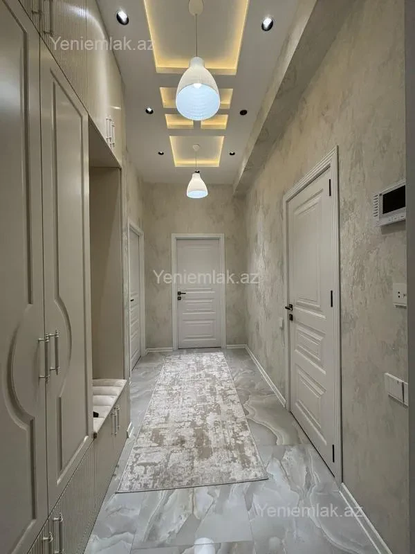 Satılır 2 otaqlı yeni tikili 63 m²
