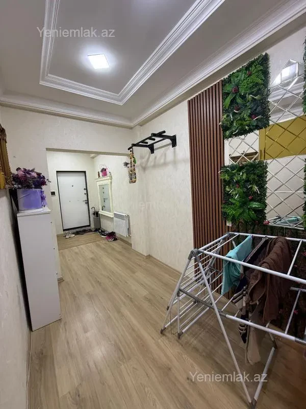 Satılır 3 otaqlı yeni tikili 130 m²
