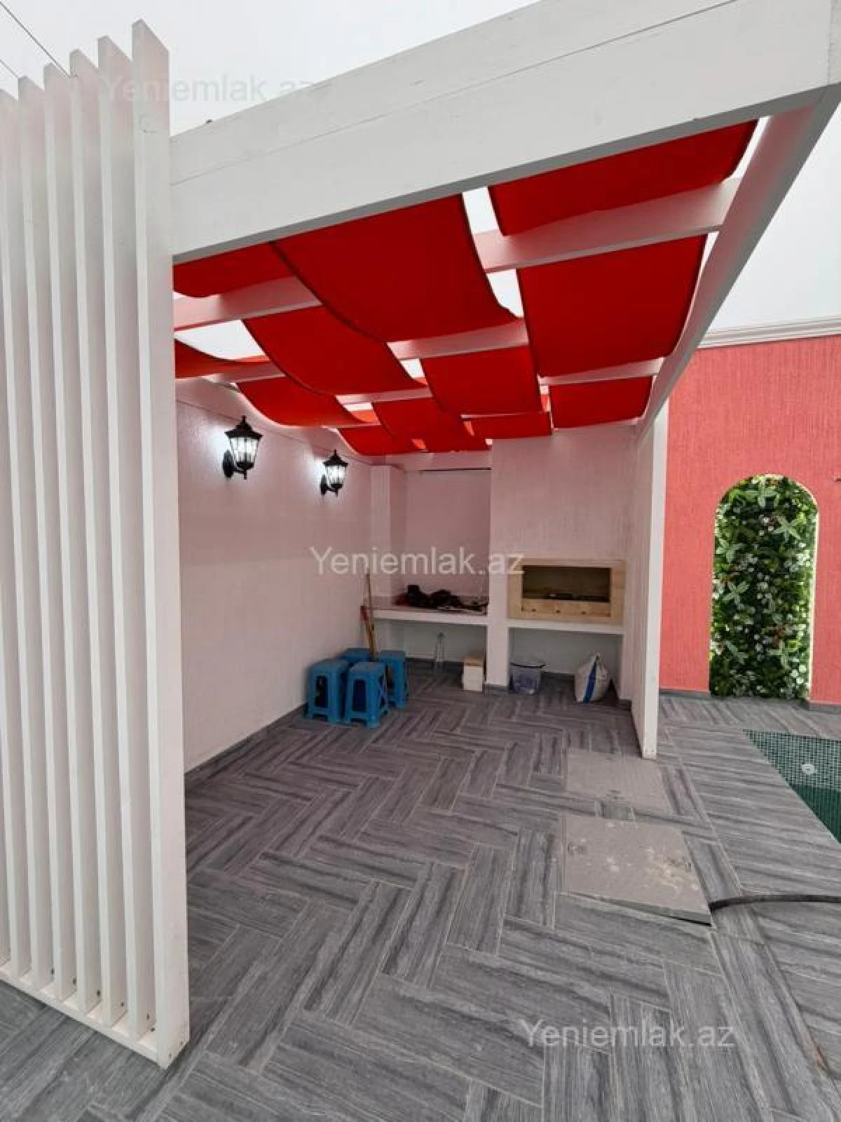 Satılır 4 otaqlı həyət evi 140 m²