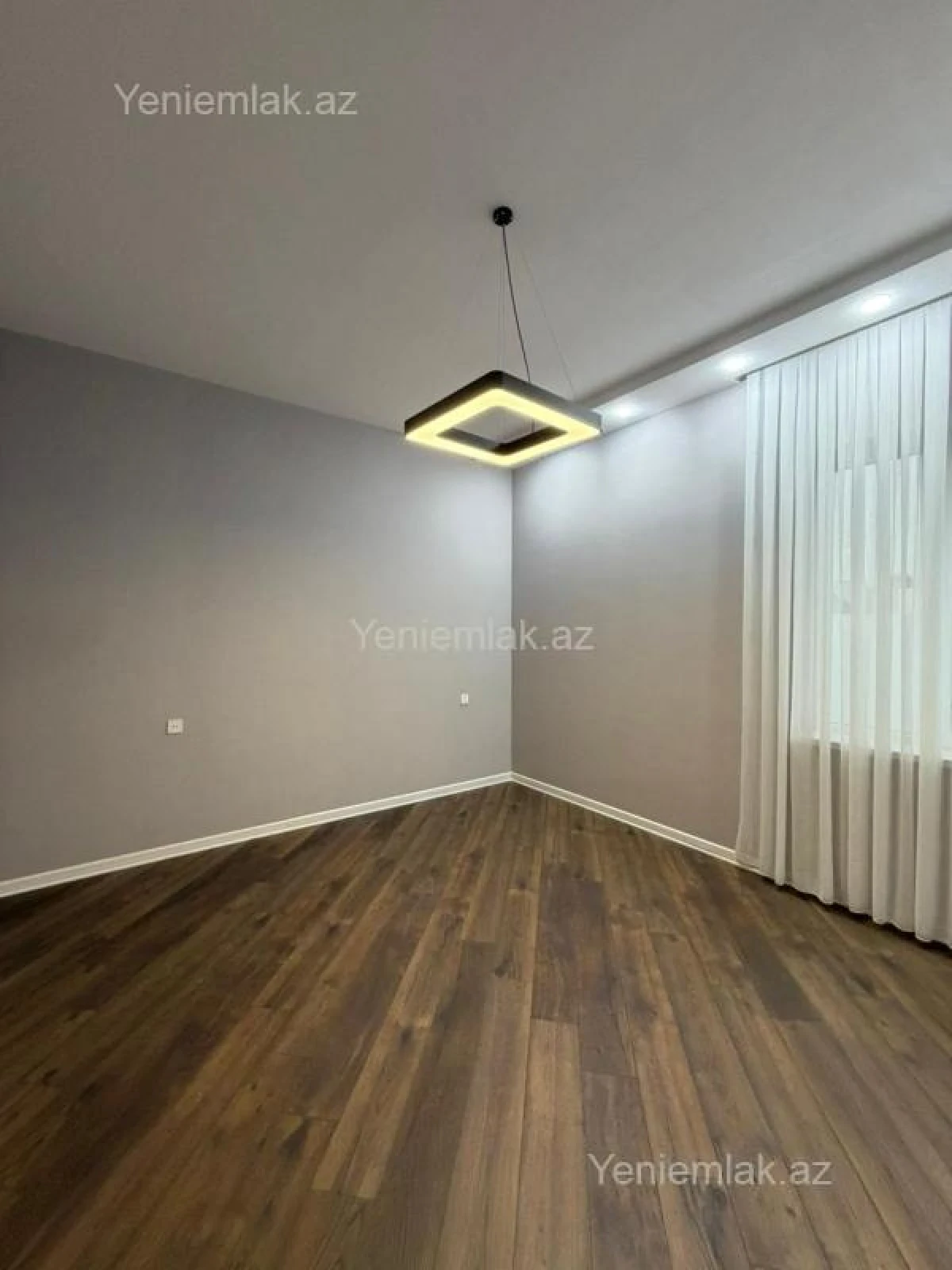 Satılır 4 otaqlı həyət evi 140 m²