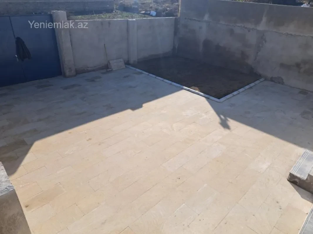 Satılır 4 otaqlı həyət evi 124 m²