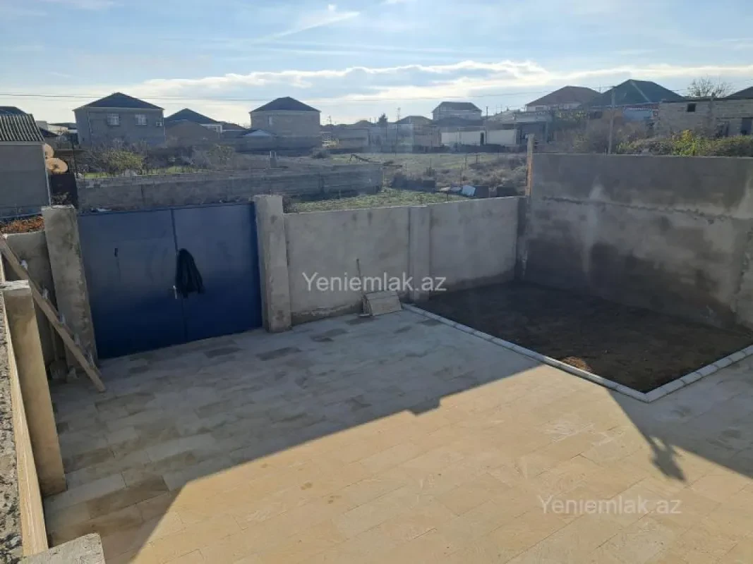 Satılır 4 otaqlı həyət evi 124 m²