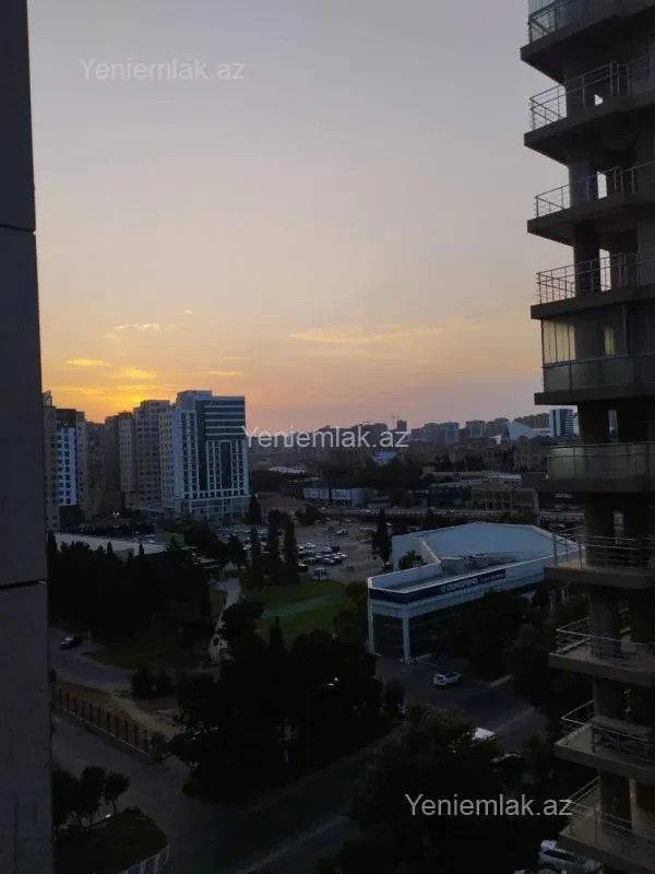Satılır 3 otaqlı yeni tikili 127 m²