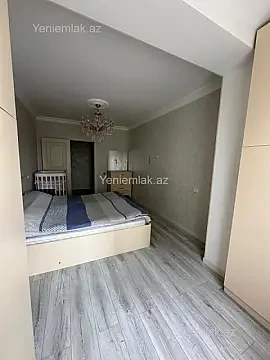 Satılır 2 otaqlı köhnə tikili 60 m²