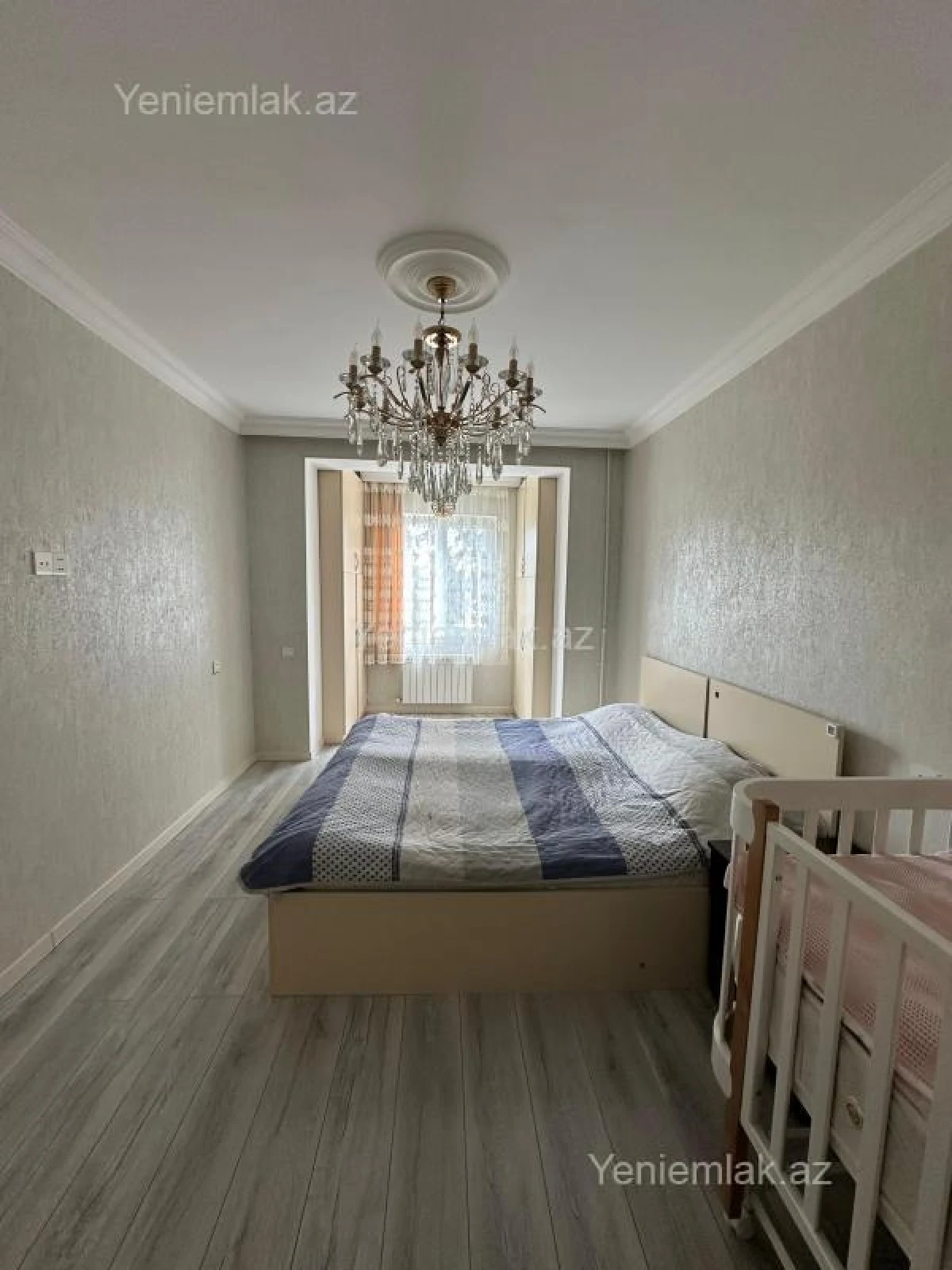 Satılır 2 otaqlı köhnə tikili 60 m²