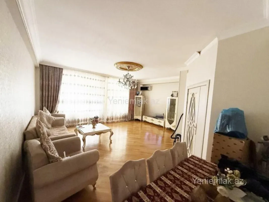 Satılır 3 otaqlı yeni tikili 133 m²