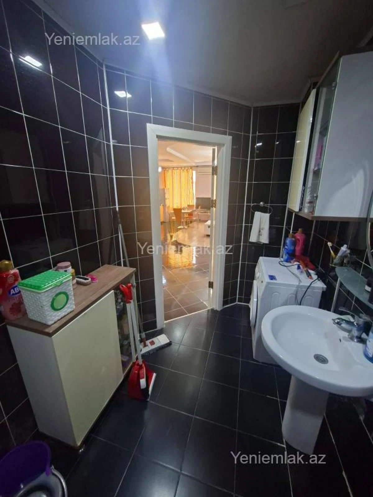 Satılır 3 otaqlı yeni tikili 100 m²