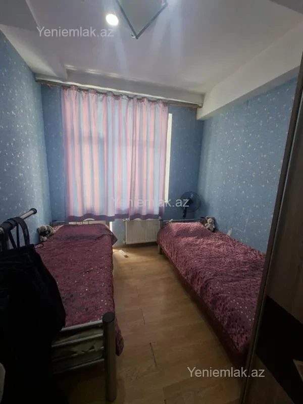 Satılır 3 otaqlı yeni tikili 100 m²