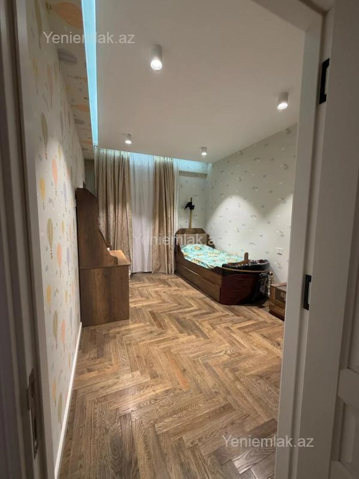 Satılır 3 otaqlı yeni tikili 125 m²