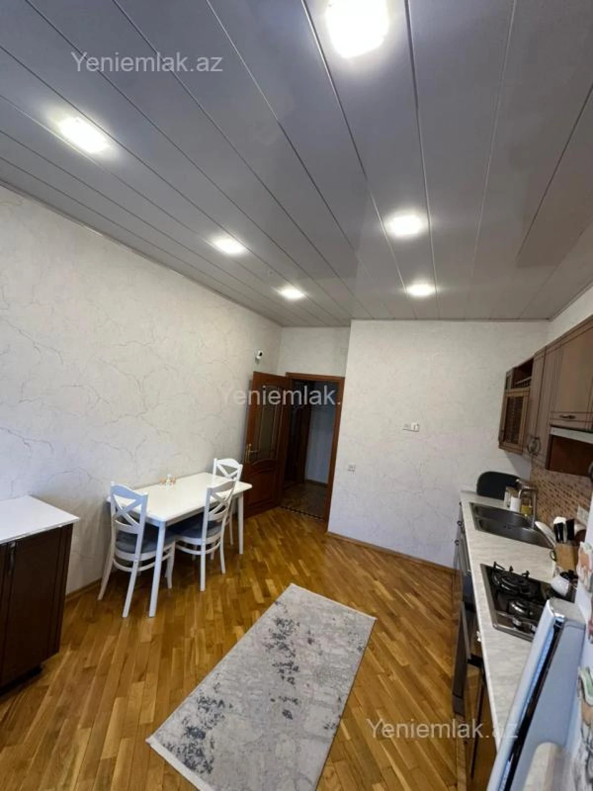 Satılır 2 otaqlı yeni tikili 85 m²