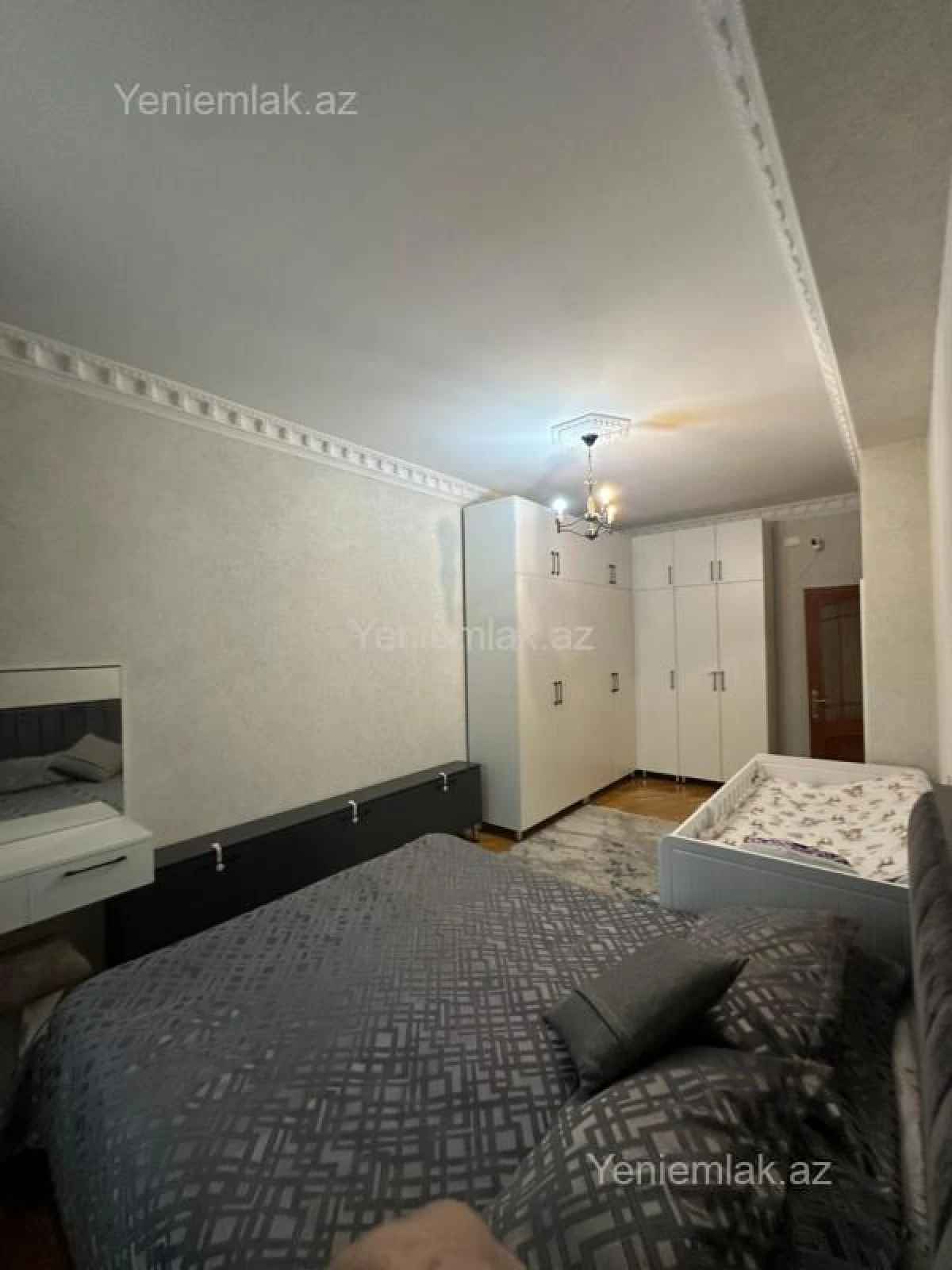 Satılır 2 otaqlı yeni tikili 85 m²