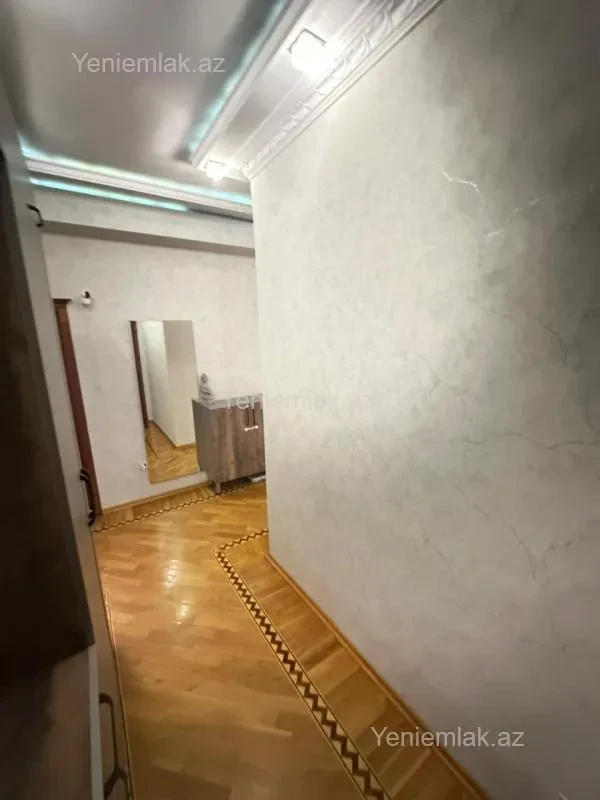 Satılır 2 otaqlı yeni tikili 85 m²
