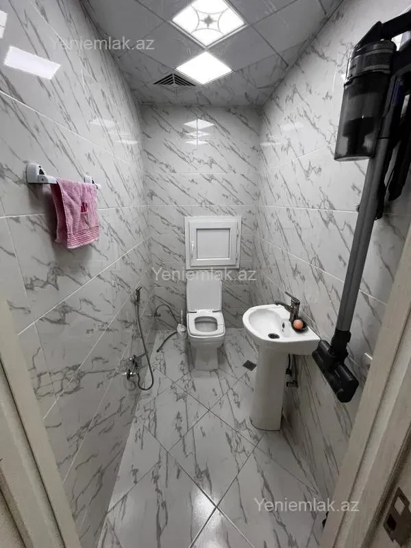 Satılır 2 otaqlı yeni tikili 90 m²
