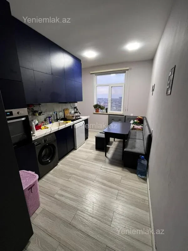 Satılır 2 otaqlı yeni tikili 90 m²