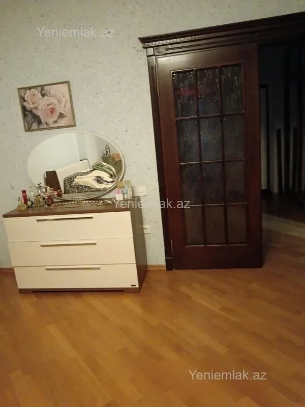 Satılır 2 otaqlı yeni tikili 68 m²