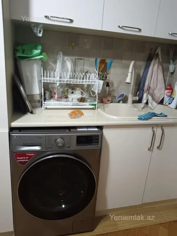 Satılır 2 otaqlı yeni tikili 68 m²